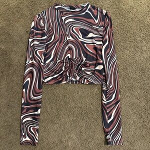 Swirl Patterned Long Sleeve Crop Top
